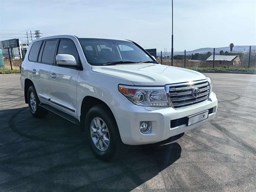 Toyota Land Cruiser 200 VX V8 4.5D Twin Turbo Auto